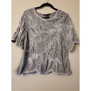 Lauren Michelle Woman Gray Floral‎ Embroidered Top Women Size 3X Date Night